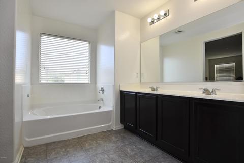 895 S Pheasant Dr, Gilbert, AZ 85296 photo 10