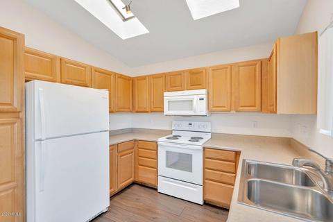 4452 E Wescott Dr, Phoenix, AZ 85050 photo 7