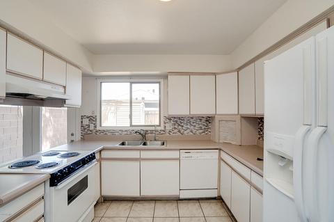 723 E Vaughn Dr, Tempe, AZ 85283 photo 13