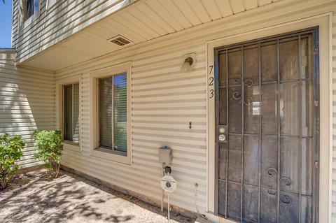 723 E Vaughn Dr, Tempe, AZ 85283 photo 4