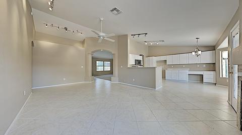 828 E Michigan Ave, Phoenix, AZ 85022 photo 3