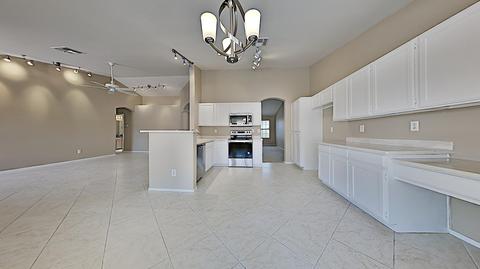 828 E Michigan Ave, Phoenix, AZ 85022 photo 7