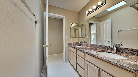828 E Michigan Ave, Phoenix, AZ 85022 photo 17