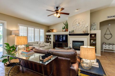 2560 E Milky Way, Gilbert, AZ 85295 photo 8