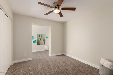 2313 E Laurel Ln, Phoenix, AZ 85028 photo 17