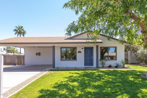 2313 E Laurel Ln, Phoenix, AZ 85028 photo 1