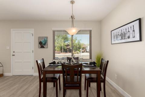 2313 E Laurel Ln, Phoenix, AZ 85028 photo 5