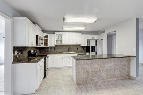 3928 E Marilyn Rd, Phoenix, AZ 85032 photo 2