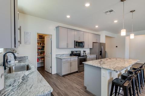 1743 E Grove St, Phoenix, AZ 85040 photo 7