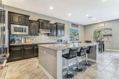 3898 E Chestnut Ln, Gilbert, AZ 85298 photo 10