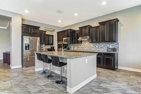 3898 E Chestnut Ln, Gilbert, AZ 85298 photo 11