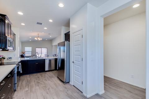 2433 E Gillcrest Rd, Gilbert, AZ 85298 photo 18