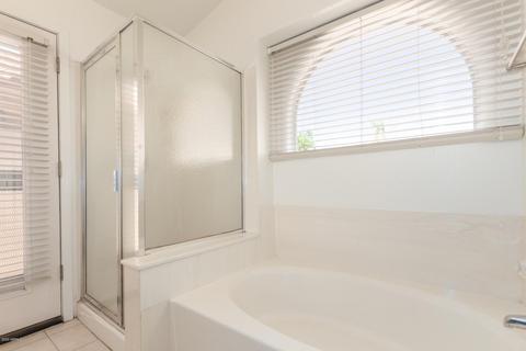 4564 E Thistle Landing Dr, Phoenix, AZ 85044 photo 14