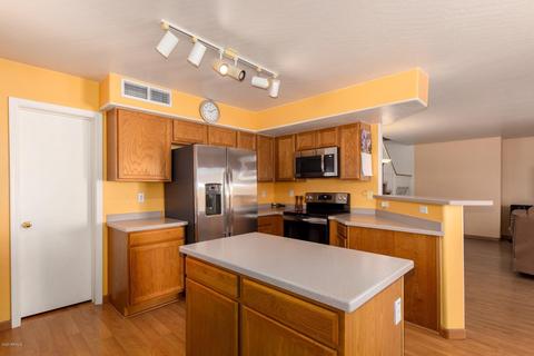 1334 E Betsy Ln, Gilbert, AZ 85296 photo 2