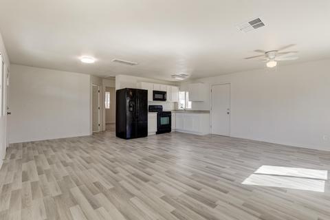1611 S 28th Dr, Phoenix, AZ 85009 photo 4