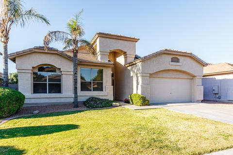 3675 E Cody Ave, Gilbert, AZ 85234 photo 2