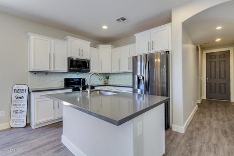 2462 S Stuart Ave, Gilbert, AZ 85295 photo 9