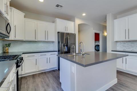 2462 S Stuart Ave, Gilbert, AZ 85295 photo 7