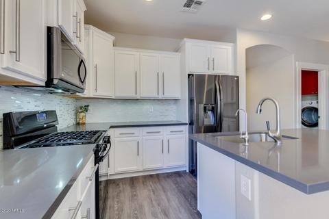 2462 S Stuart Ave, Gilbert, AZ 85295 photo 5