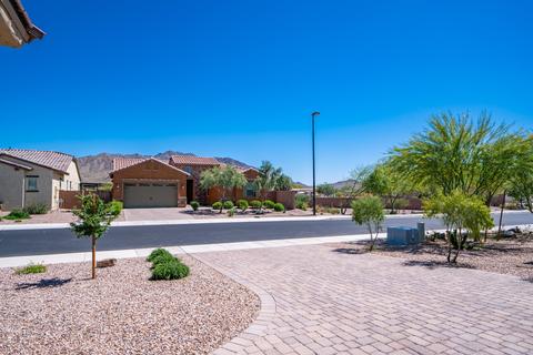 2734 E Cozettas Ct, Gilbert, AZ 85298 photo 2