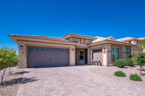 2734 E Cozettas Ct, Gilbert, AZ 85298 photo 1