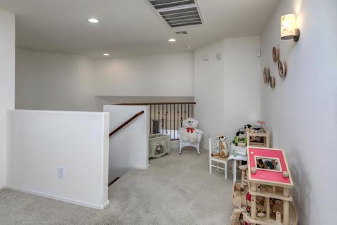 2526 E Barbed Wire Pass, Phoenix, AZ 85024 photo 9