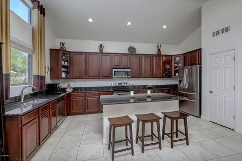 2526 E Barbed Wire Pass, Phoenix, AZ 85024 photo 4