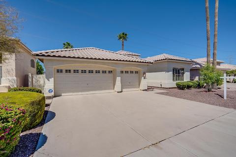1952 E Divot Dr, Tempe, AZ 85283 photo 1