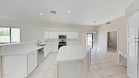 589 E Gail Dr, Gilbert, AZ 85296 photo 5