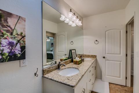 4547 E Devonshire Ave, Phoenix, AZ 85018 photo 13
