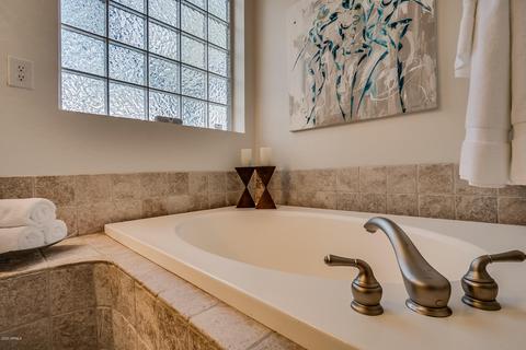 4547 E Devonshire Ave, Phoenix, AZ 85018 photo 8
