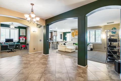 736 E Hummingbird Way, Gilbert, AZ 85297 photo 6