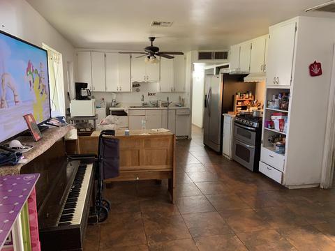 2314 W Freeway Ln, Phoenix, AZ 85021 photo 2