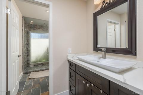 4336 E Winchcomb Dr, Phoenix, AZ 85032 photo 17