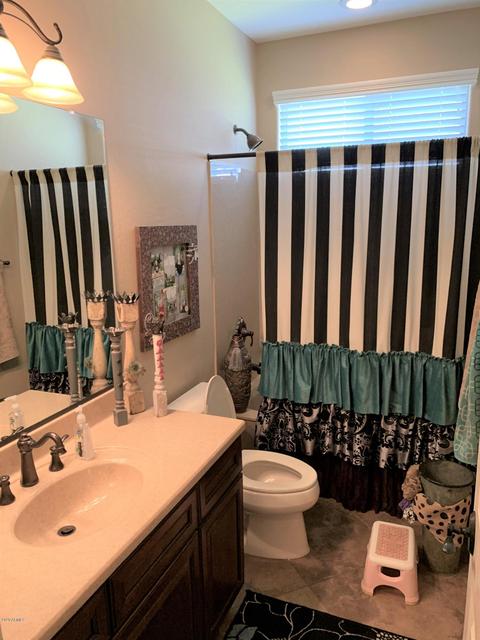 2484 E Lodgepole Dr, Gilbert, AZ 85298 photo 9