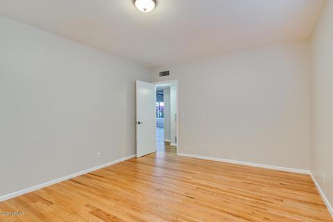 18 E Foothill Dr, Phoenix, AZ 85020 photo 16