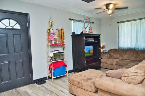 832 E Chipman Rd, Phoenix, AZ 85040 photo 1
