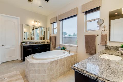 2896 E Warbler Rd, Gilbert, AZ 85297 photo 22