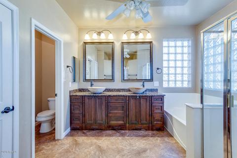 2960 E Santa Rosa Dr, Gilbert, AZ 85234 photo 4