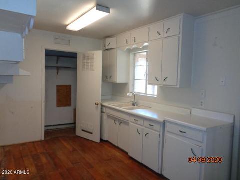 734 E Comstock St, Benson, AZ 85602 photo 4