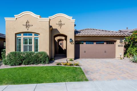 15710 S 11th Ln, Phoenix, AZ 85045 photo 2