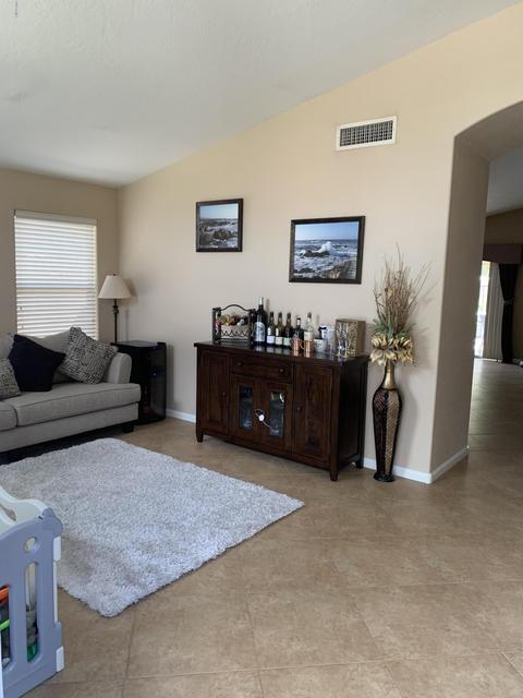 929 N Quail Ln, Gilbert, AZ 85233 photo 3