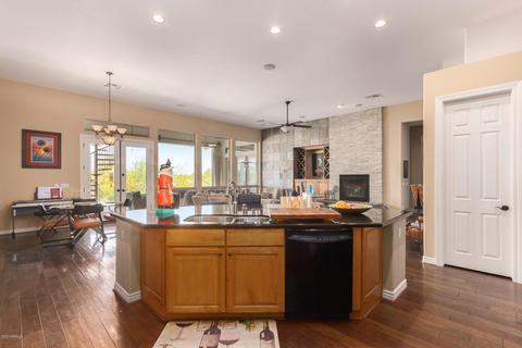 10307 S 16th Dr, Phoenix, AZ 85041 photo 7