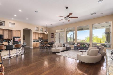 10307 S 16th Dr, Phoenix, AZ 85041 photo 5