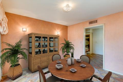 214 E Cactus Wren Dr, Phoenix, AZ 85020 photo 2