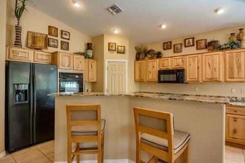 4719 E Nightingale Ln, Gilbert, AZ 85298 photo 11