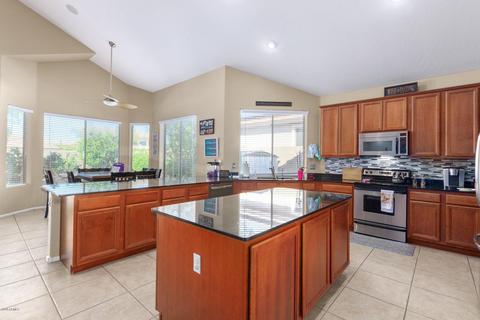 1688 E Iris Dr, Chandler, AZ 85286 photo 8