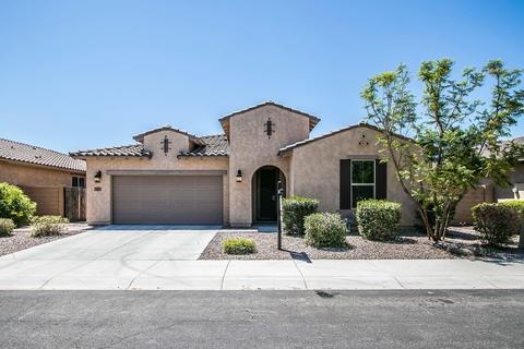 1437 E Warbler Rd, Gilbert, AZ 85297 photo 2