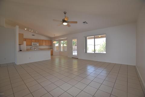 2872 E Morgan Dr, Gilbert, AZ 85295 photo 7