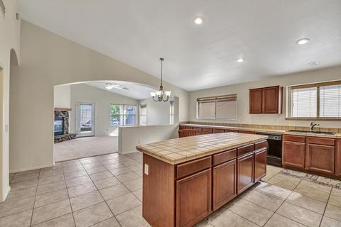 11232 E Prairie Ave, Mesa, AZ 85212 photo 7